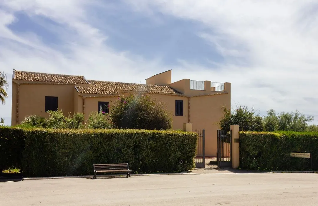 B&B Pirandello - Residence Villa Margherita-1