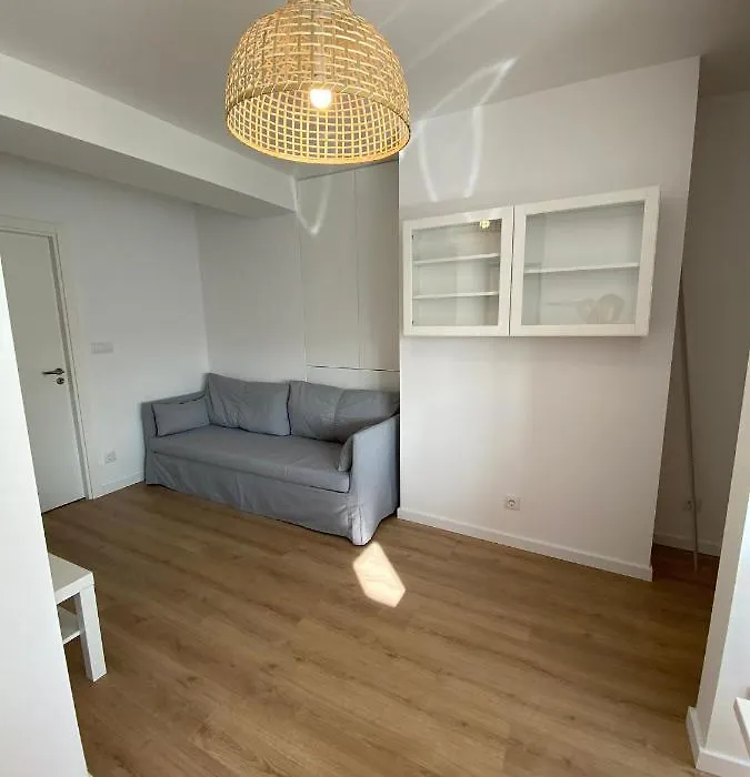 Carcavelos Beach & Nova Sbe Private Rooms In Shared Serviced Apartment 24-1