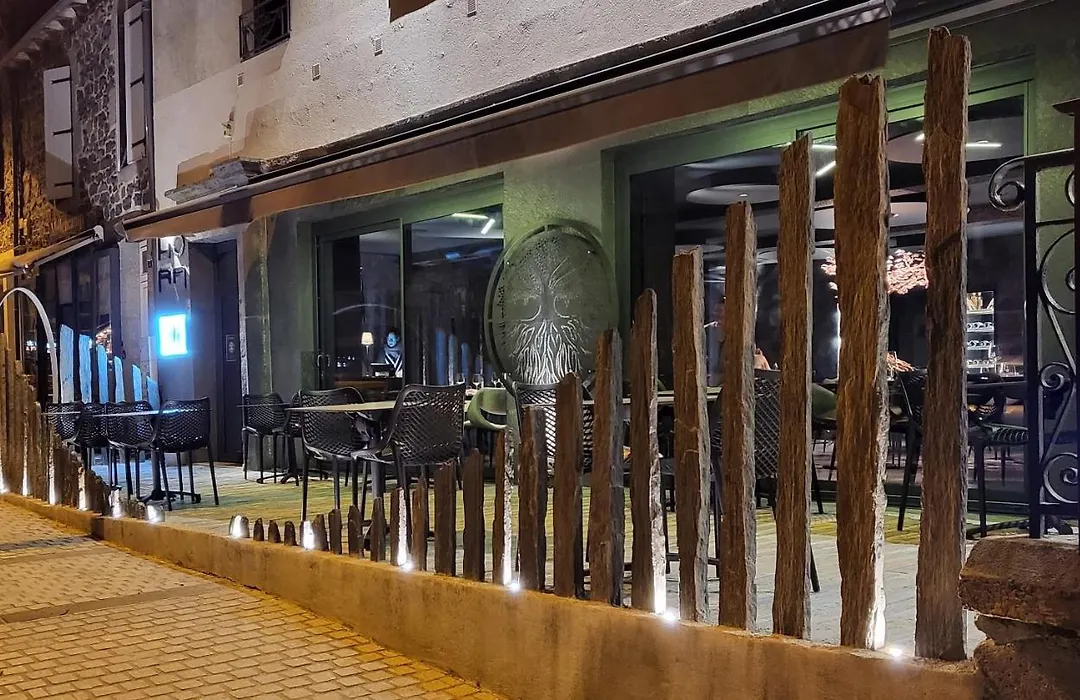 Logis Hôtel Restaurant Gilles Moreau Laguiole-1