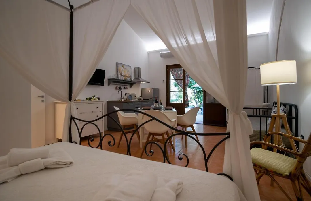 Locanda dei Sette Limoni - camere e residence-1