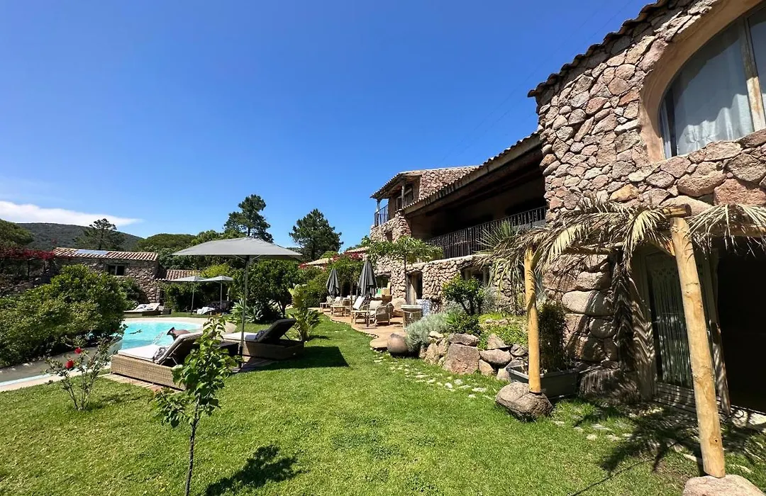 Hôtel Ambassador Palombaggia-1