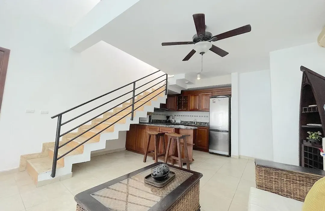 Hotel Beach Villas Los Corales Wifi & Bbq Beach Club-1