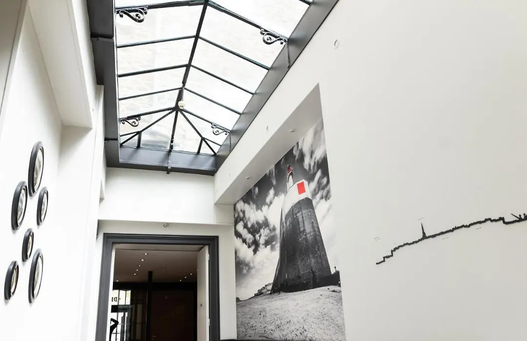 Hotel De L'Univers-1