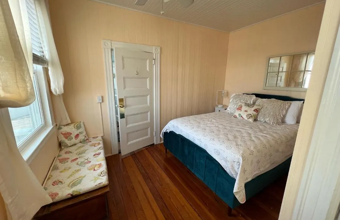 Inkwell Beach Cottage-1