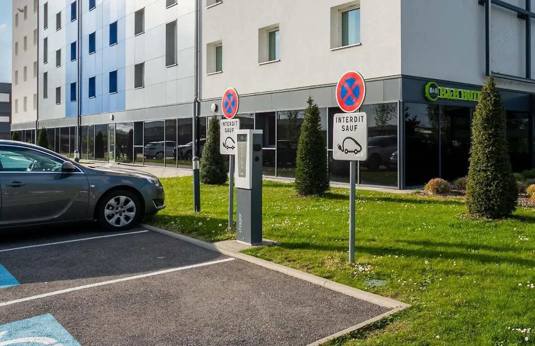 B&B Hotel Strasbourg Nord Schiltigheim Lac 4 Etoiles-1