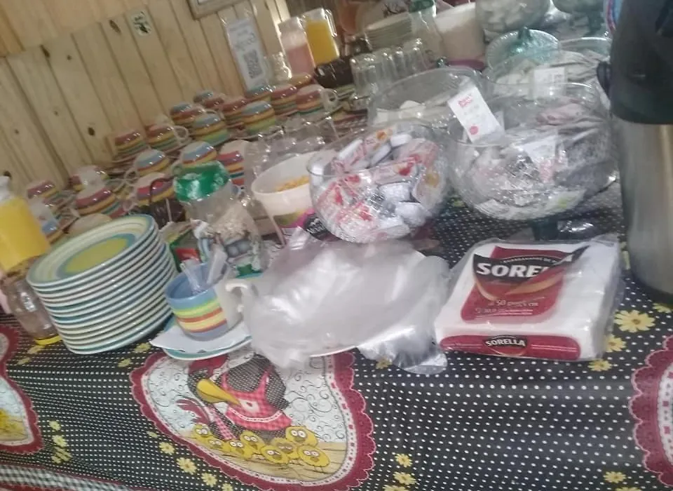 Pousada Dos Papagaios-1