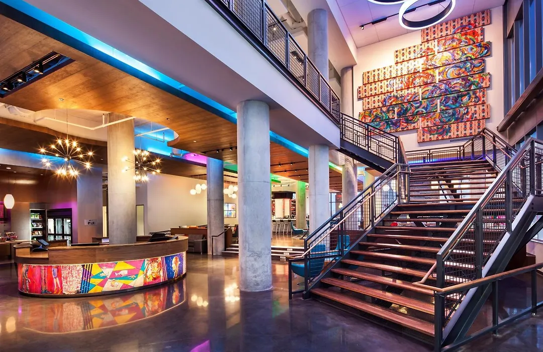 Aloft By Marriott Boston Seaport District-1