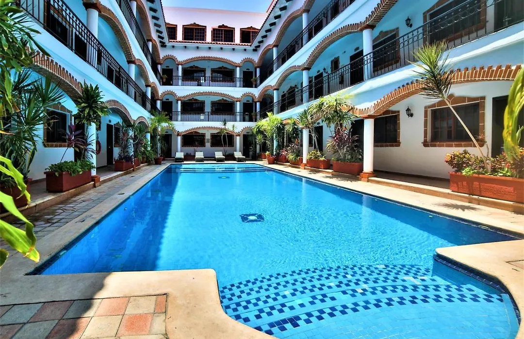 Hotel Colonial Playa Del Carmen-1