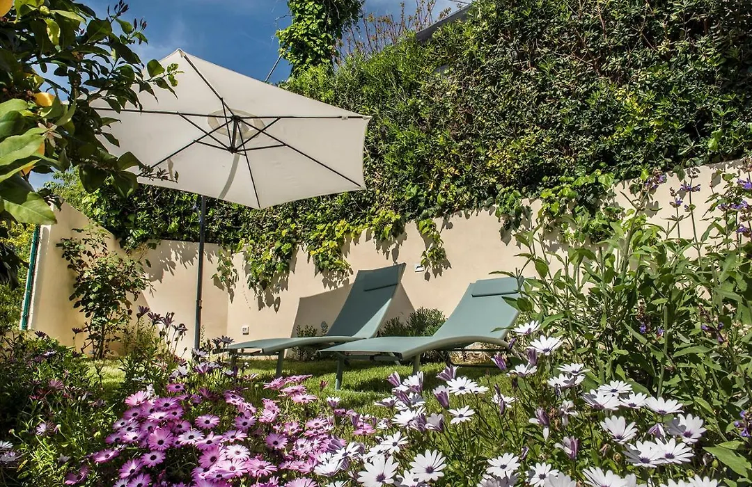 Accanto Alle Mura Rooms&Relax-1