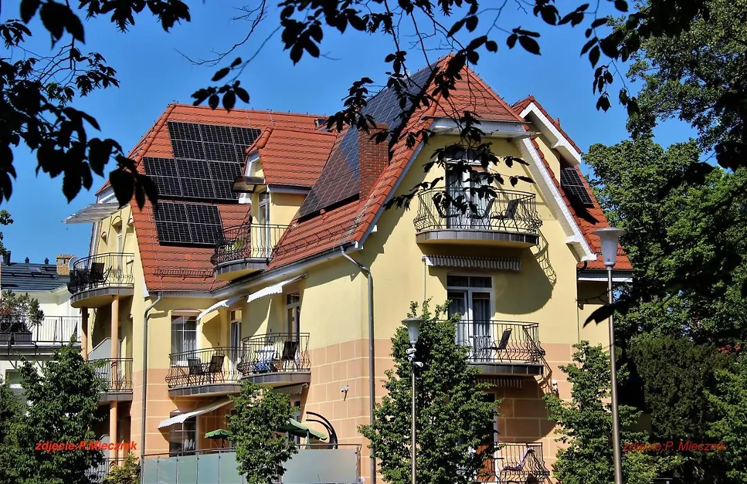 Hotel Cis-1