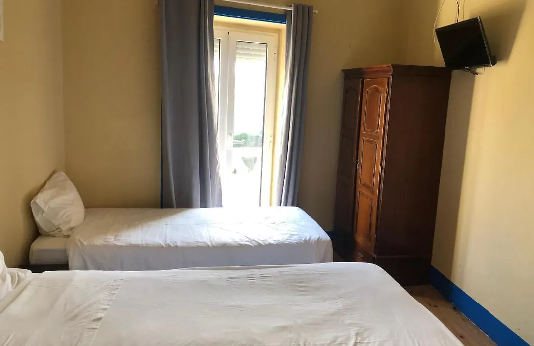 Aveiro Train Guesthouse-1