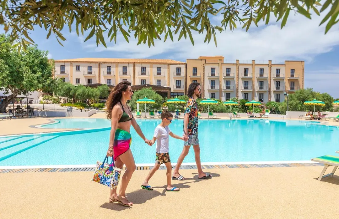 Villa Zina Family Resort-1