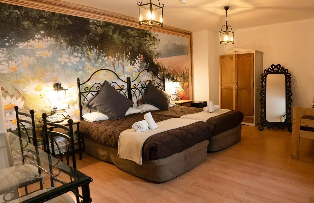 Hotel Alquimia Cadiz-1