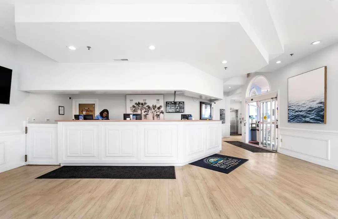 Tidelands Caribbean Boardwalk Hotel And Suites-1