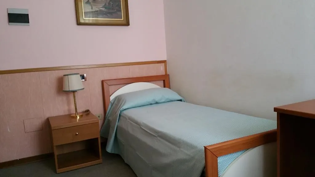 Hotel Redi-1