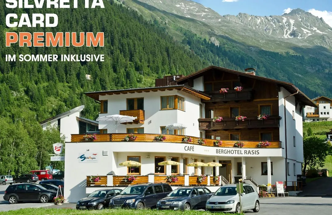 Berghotel Rasis-1