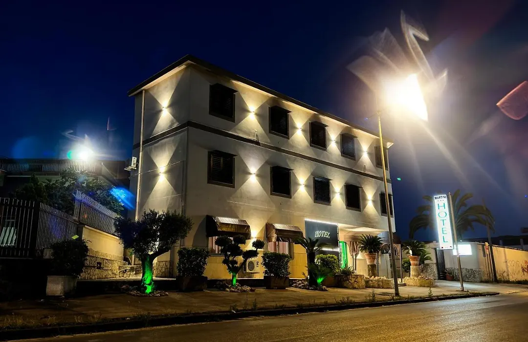 Hotel Martini-1