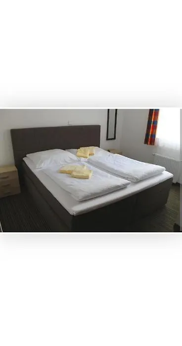 HOTEL Eisenbahn-1
