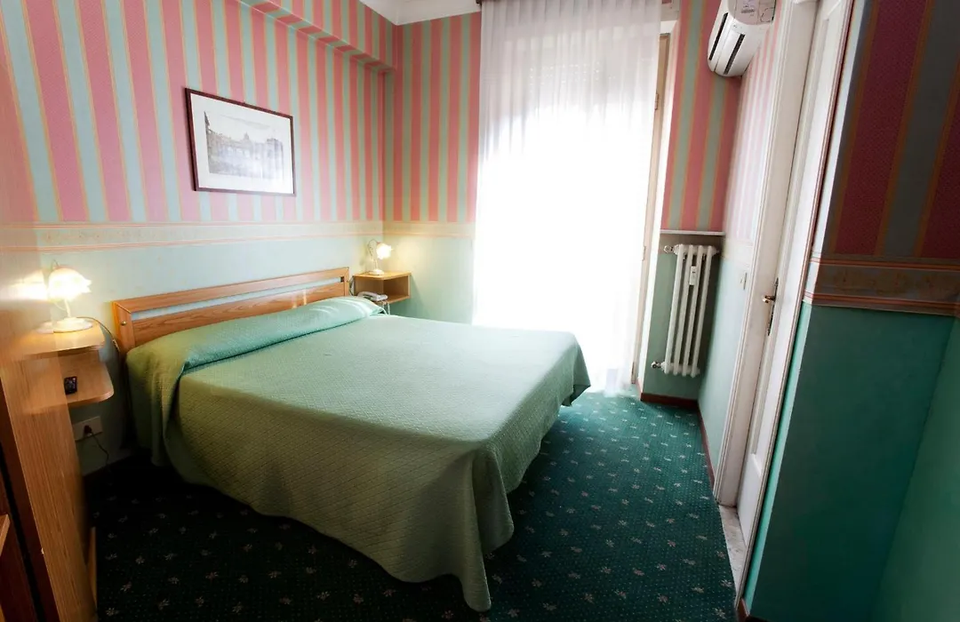 Hotel Adriatic-1