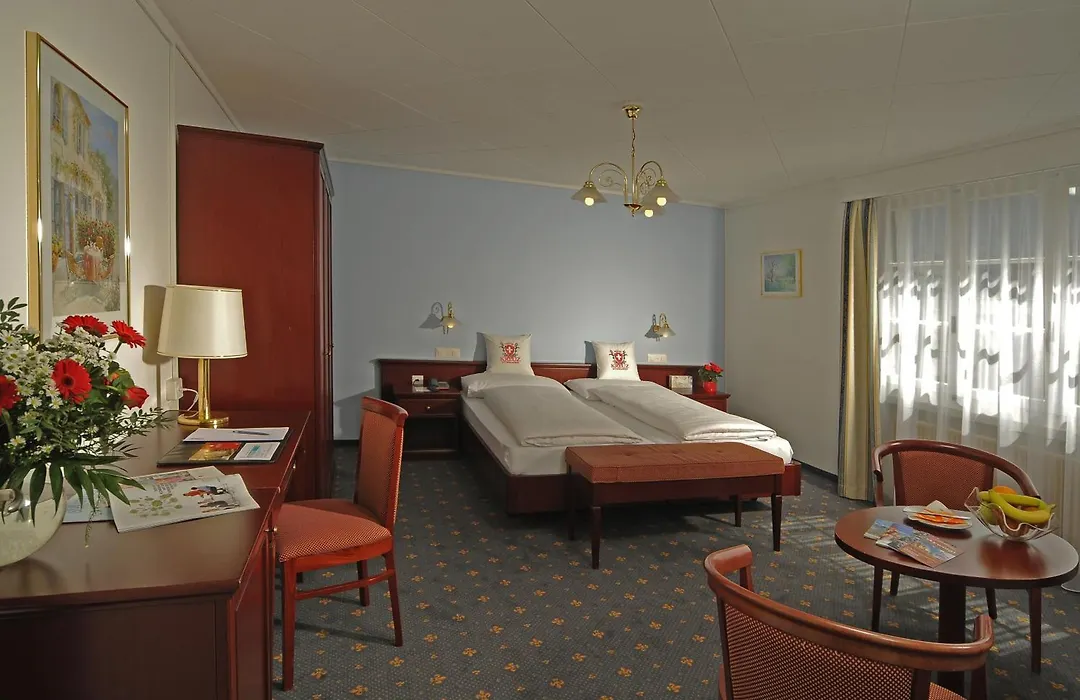 Hotel Weisses Kreuz-1