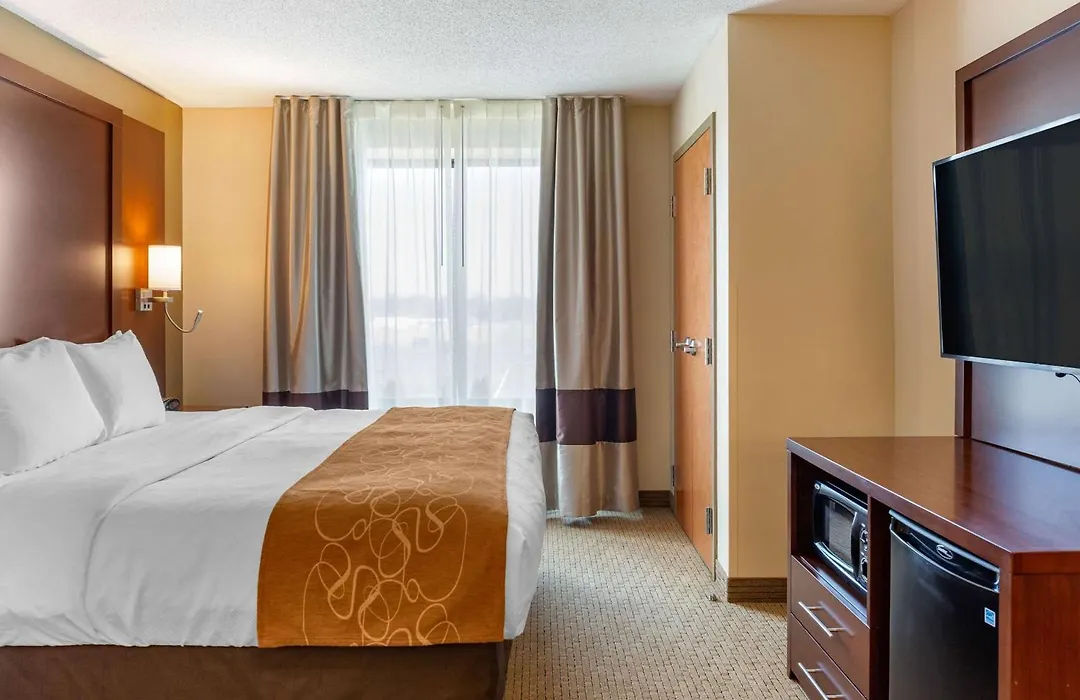 Comfort Suites Lancaster Amish Country-1
