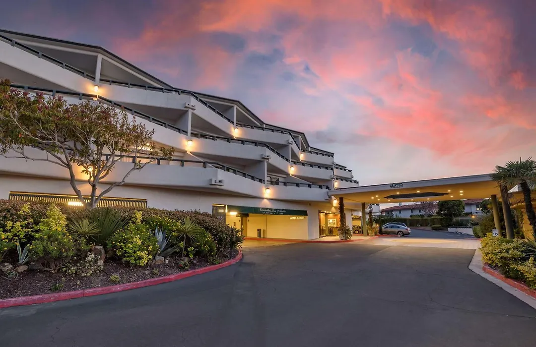 The Encinitan Hotel & Suites-1