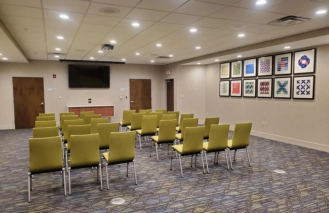 Holiday Inn Express & Suites Sandusky By Ihg-1