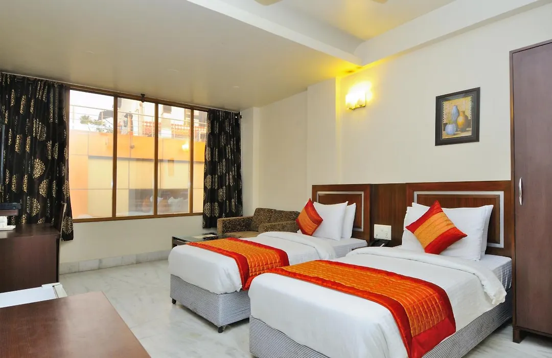 Hotel Shanti Villa- New Delhi Railway Station-1