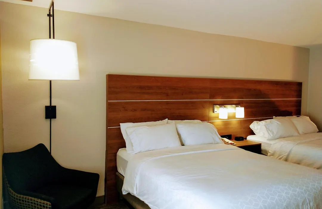 Holiday Inn Express Hotel & Suites Madison By Ihg-1