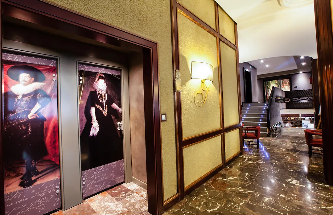 Hotel Condestable Iranzo-1