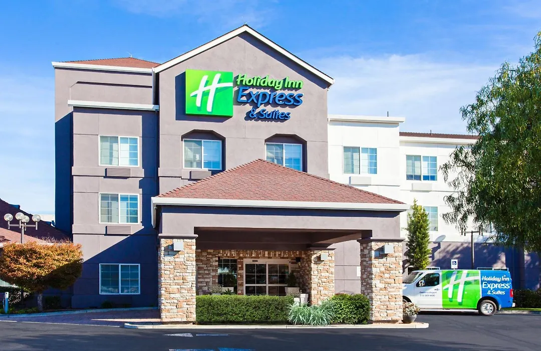 Holiday Inn Express & Suites Oakland - Airport By Ihg-1