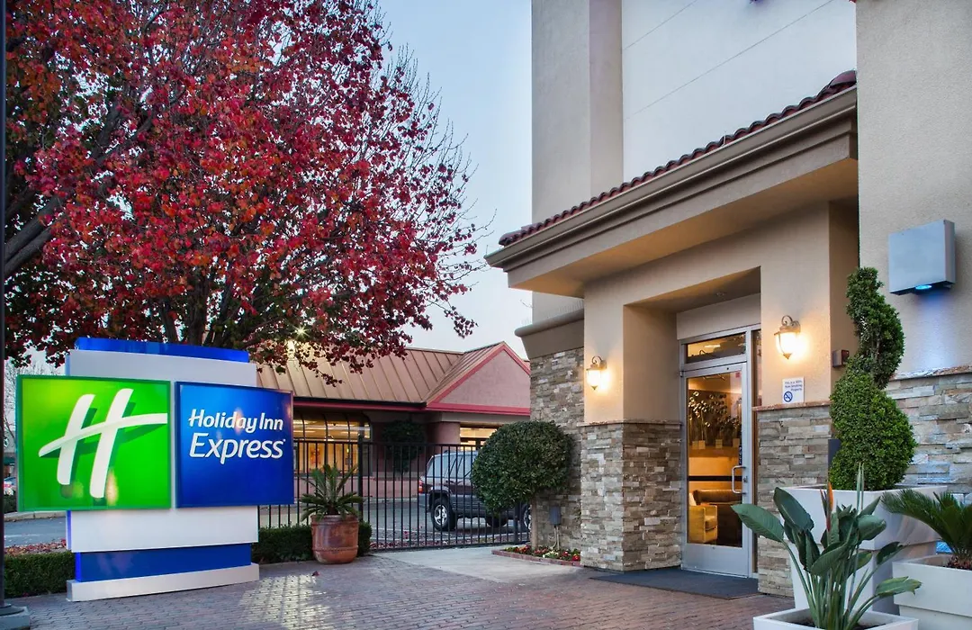 Holiday Inn Express Redwood City Central By Ihg-1