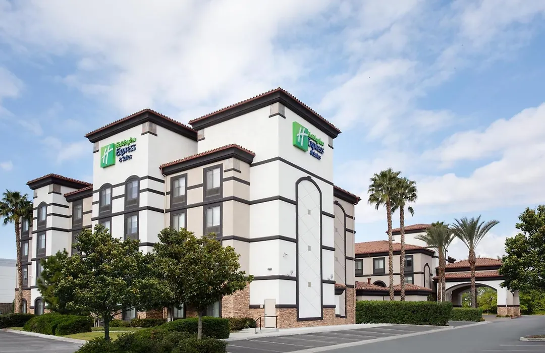 Holiday Inn Express Ontario By Ihg-1