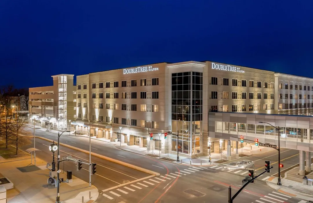 Doubletree By Hilton Evansville-1