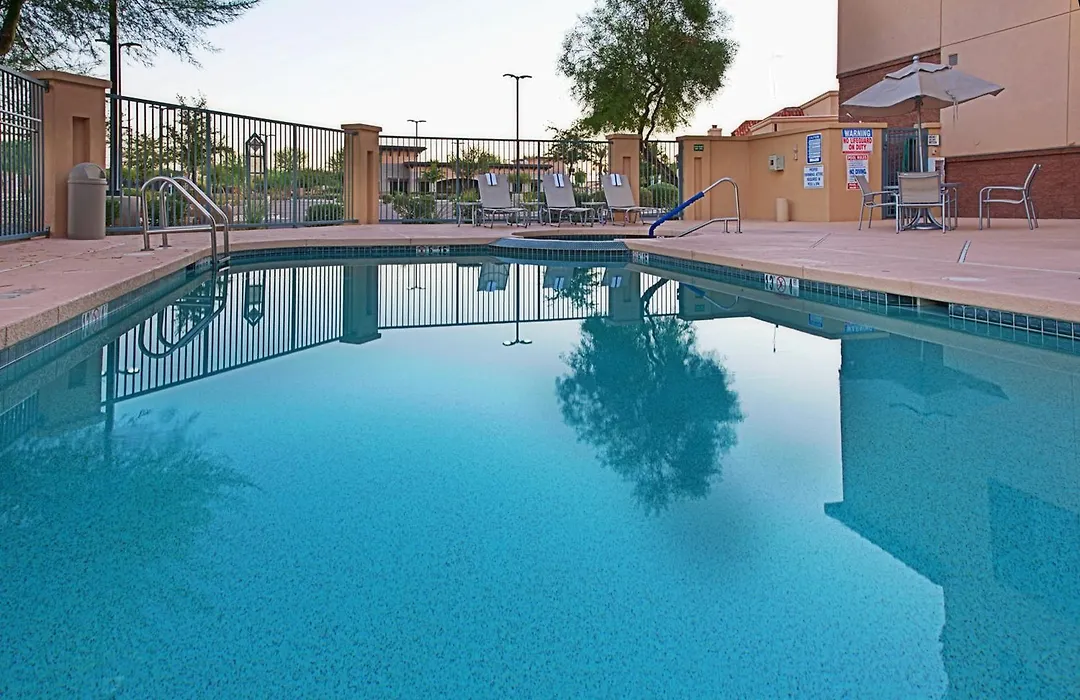 Holiday Inn & Suites Goodyear - West Phoenix Area By Ihg-1
