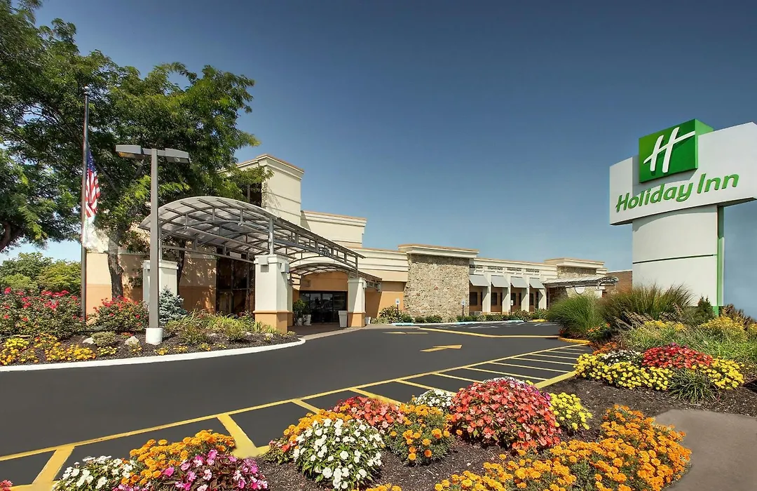 Holiday Inn Westbury-Long Island By Ihg-1