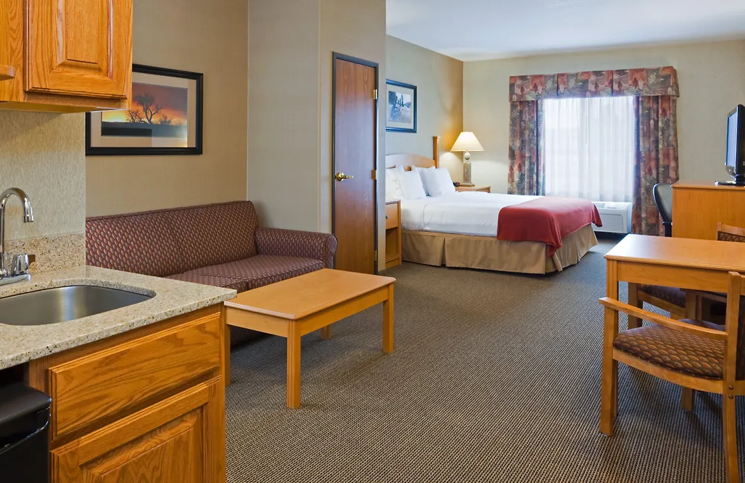 Holiday Inn Express & Suites Custer-Mt Rushmore-1