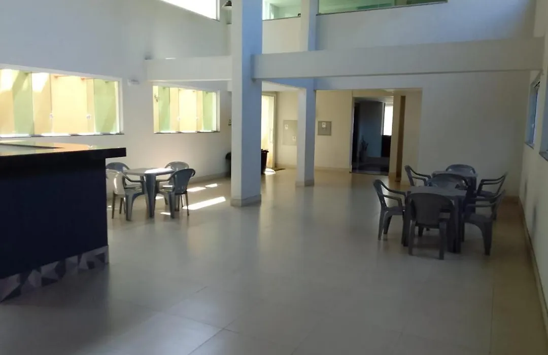 Apto 408, Aeroporto 14km, com wi-fi, self check-in e varandinha-1