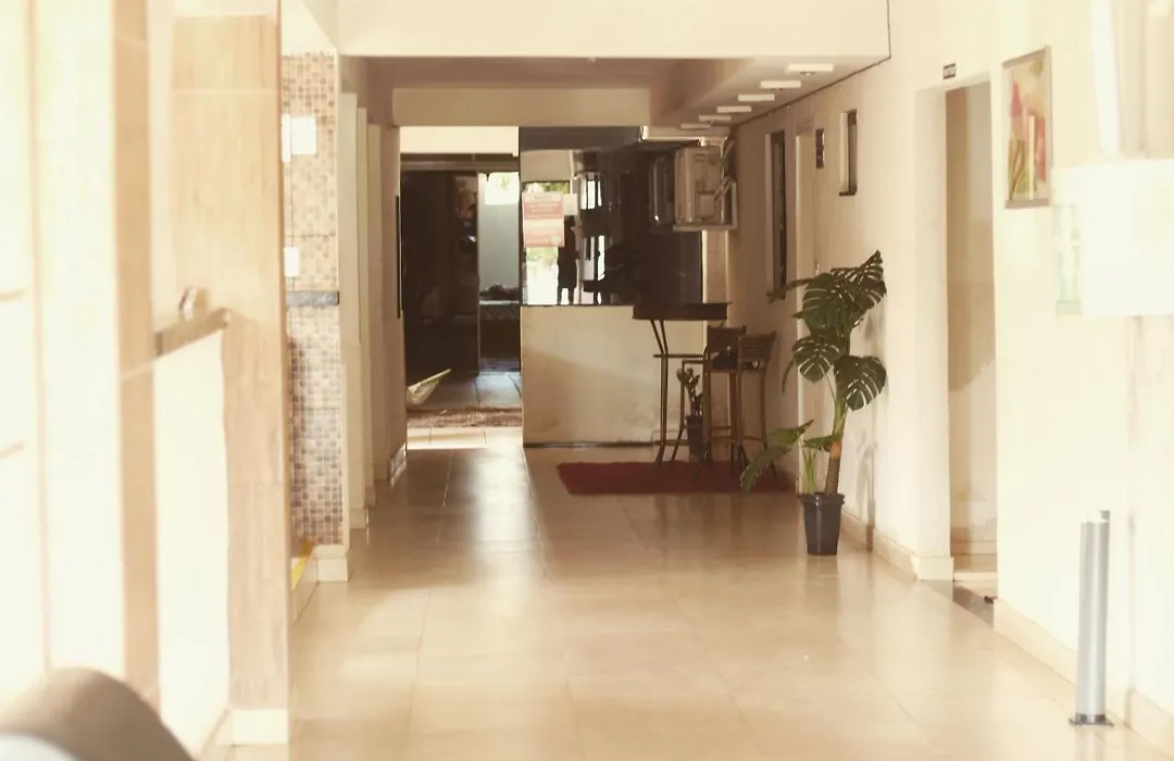 Hotel E Restaurante Lima-1