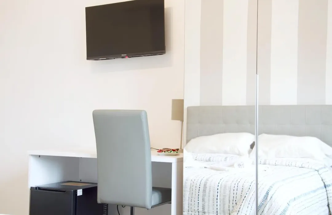 Minerva Rooms-1