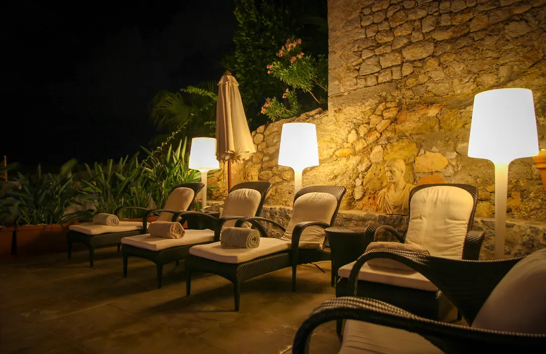 Mirador De Dalt Vila-Relais & Chateaux-1