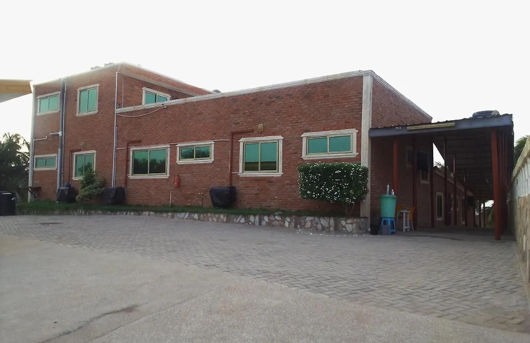 Lahavena Guest House And Beach Resort-1