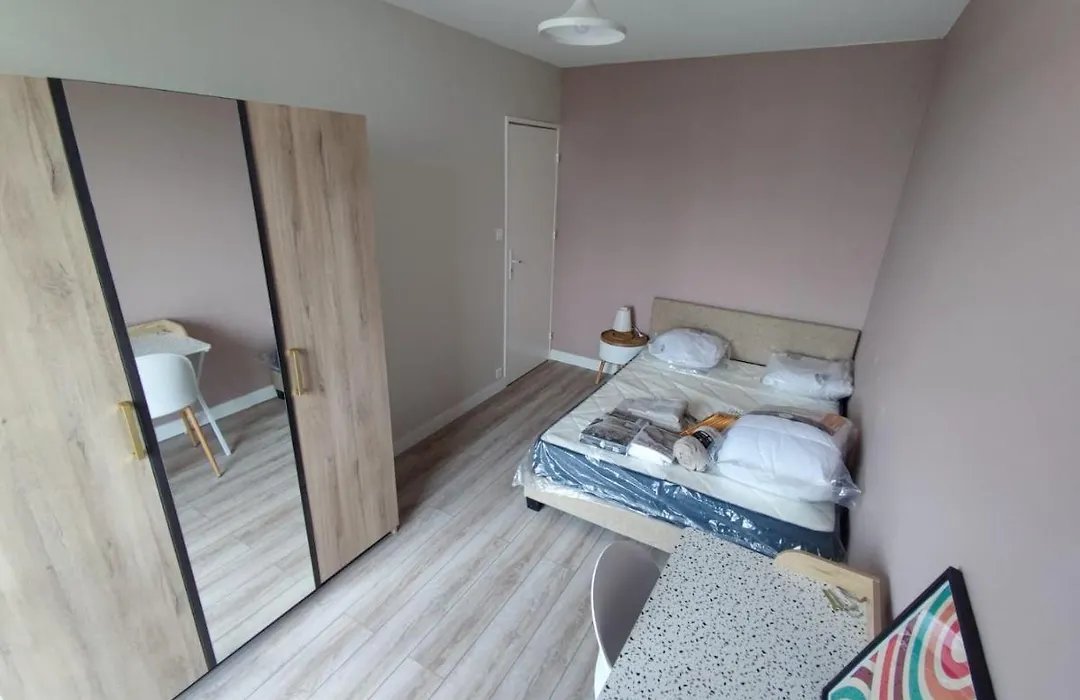 Chambre Dans Appartement-1