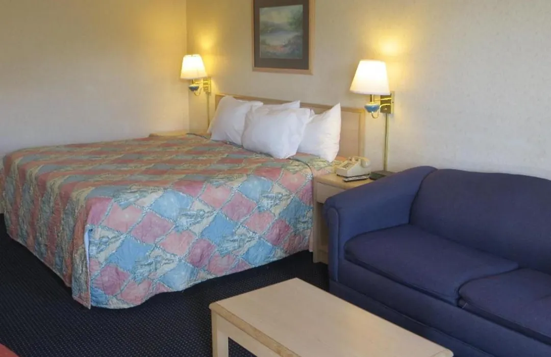 Days Inn Newport-1