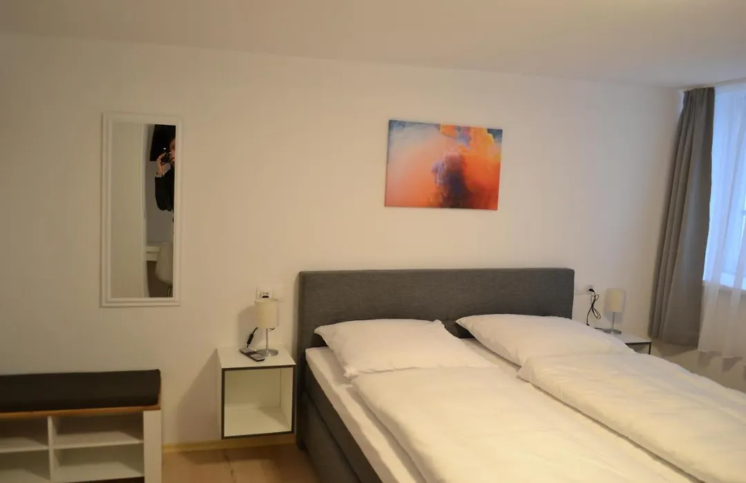 Hotel - PLATIA-1