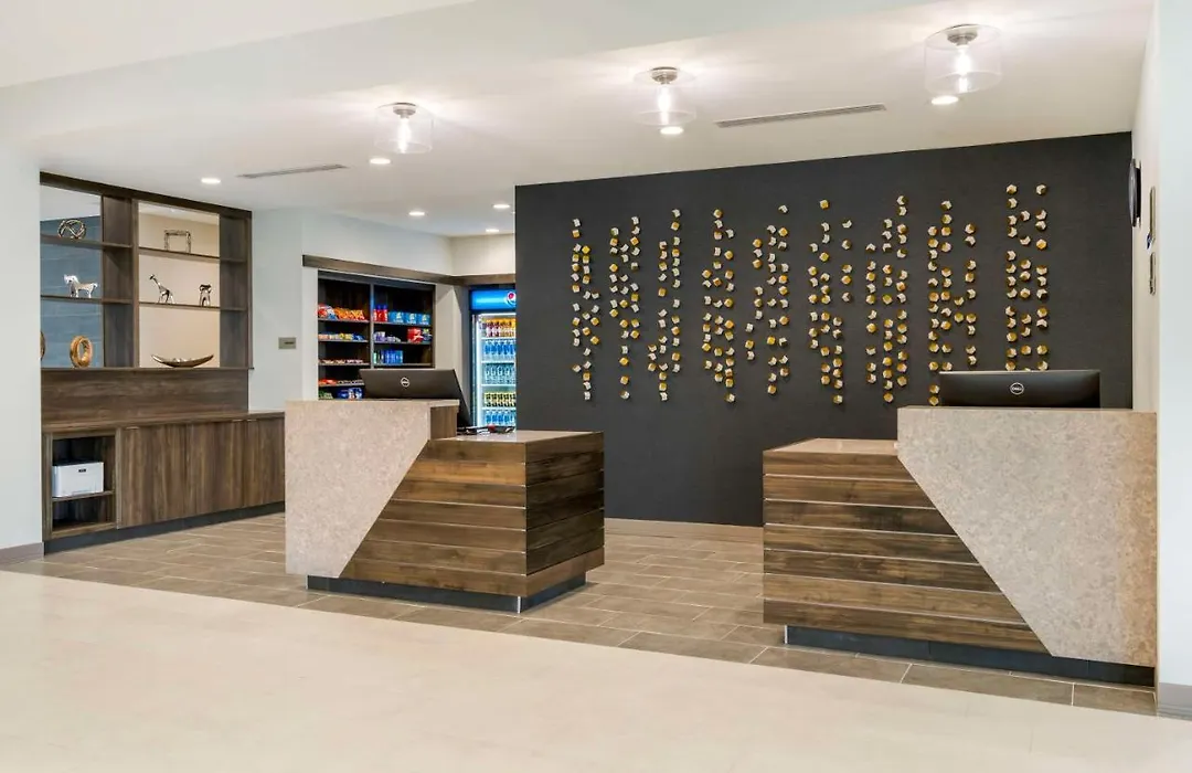Best Western Plus Winter Haven Inn & Suites-1