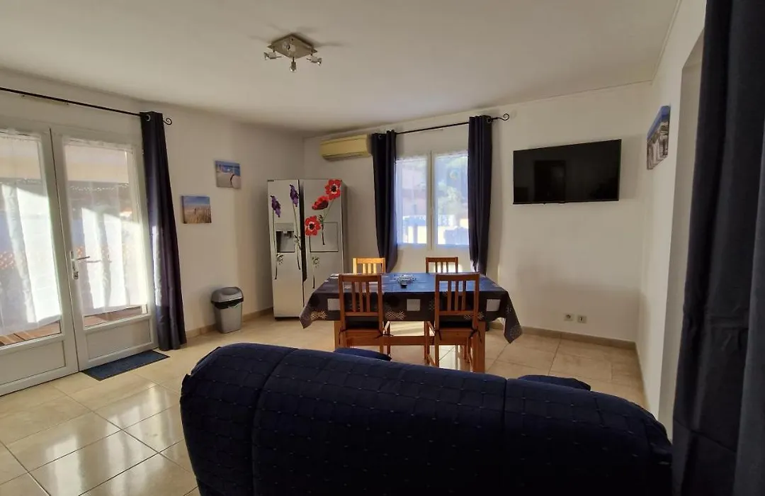 rêve méditerranéen, Le bonheur est dans ma maison-1