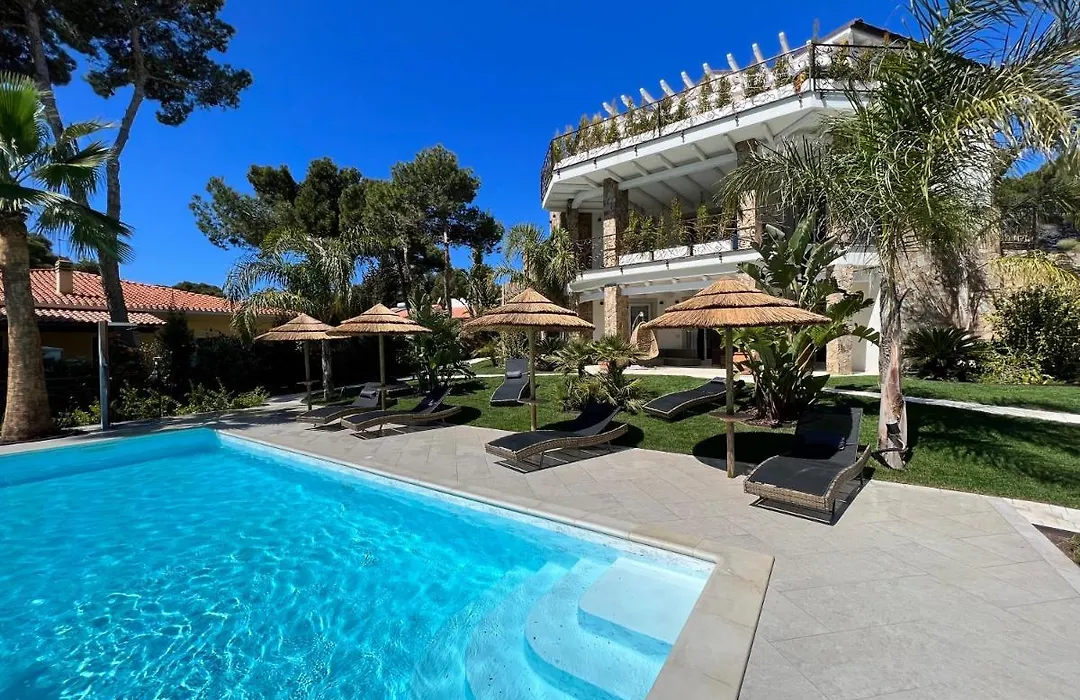 Villa Aquamarina Pavoncella Blu-1