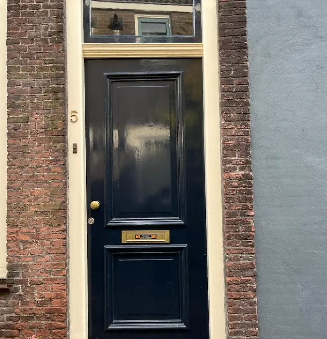 B&B De Kamer Hiernaast-1