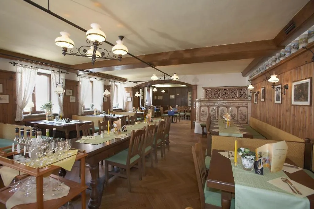 Altstadt-Hotel Zieglerbräu-1